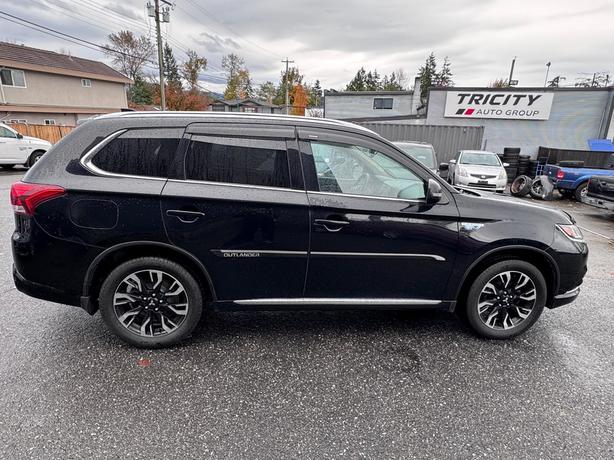 2018 Mitsubishi Outlander PHEV GT - One Owner, 360 Cameras, Heated Steering image 6