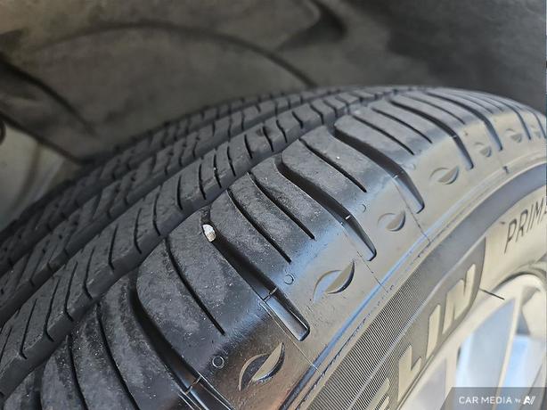 2022 GMC Terrain SLT AWD | No Reported Accidents! image 7