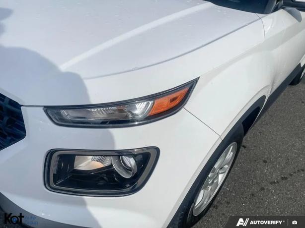 2023 HYUNDAI VENUE image 8