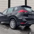 2017 NISSAN ROGUE thumbnail image 4
