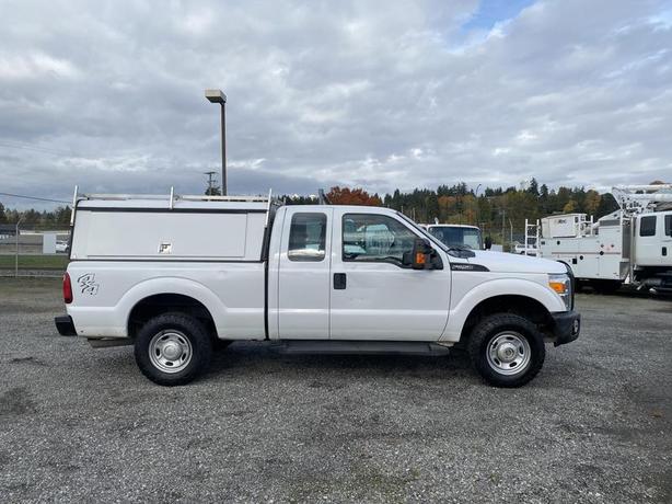 2015 Ford F-250 SD SuperCab Short Bed 4WD image 6