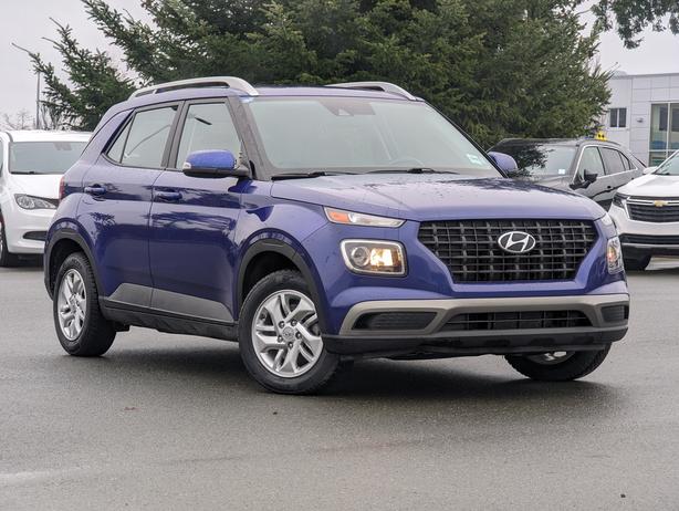 2021 Hyundai Venue Preferred - No Accidents, Heated Seats image 4
