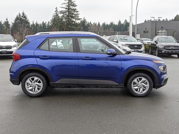 2021 Hyundai Venue Preferred - No Accidents, Heated Seats image 5