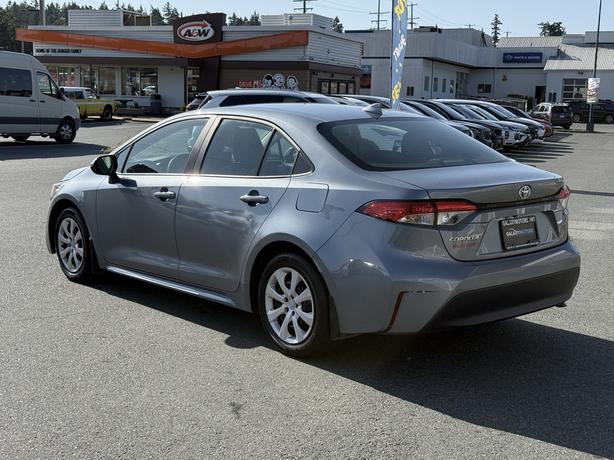 2023 Toyota Corolla LE- SiriusXM, Back Up Camera & Automatic Headlight image 8