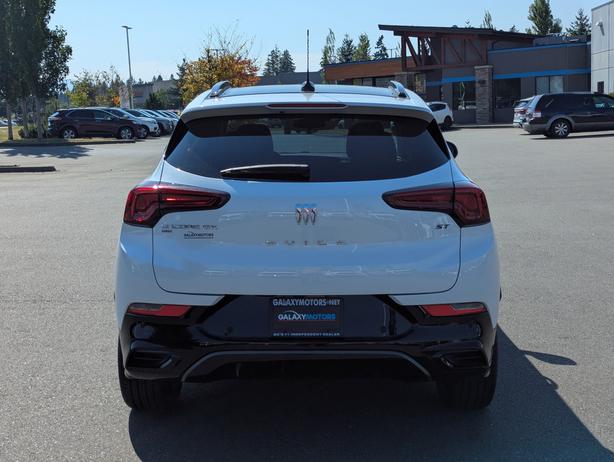 2024 Buick Encore GX Sport Touring - No Accidents, Sunroof, AWD image 7