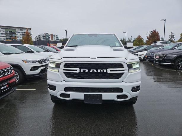 2022 RAM 1500 Sport 4x4 Crew Cab 5'7 Box | One Owner | No Reported Accidents! image 2