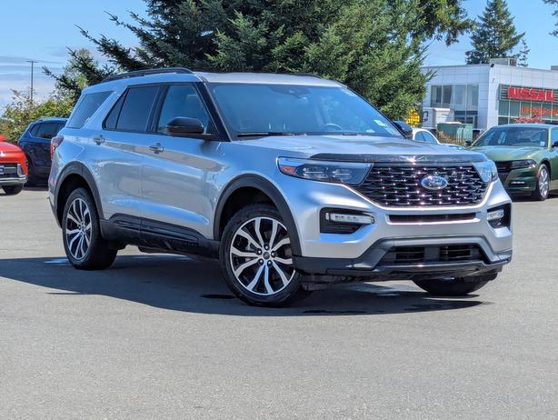 2023 Ford Explorer ST-Line - No Accidents, Sunroof, Heated Seats, 4x4 image 4