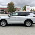 2025 Mitsubishi Outlander PHEV LE - Navigation, MultiView Cameras, Power Liftgat thumbnail image 8