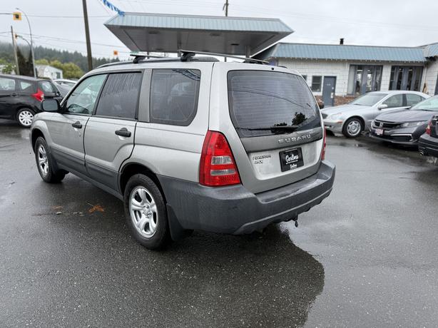 2005 Subaru Forester image 5