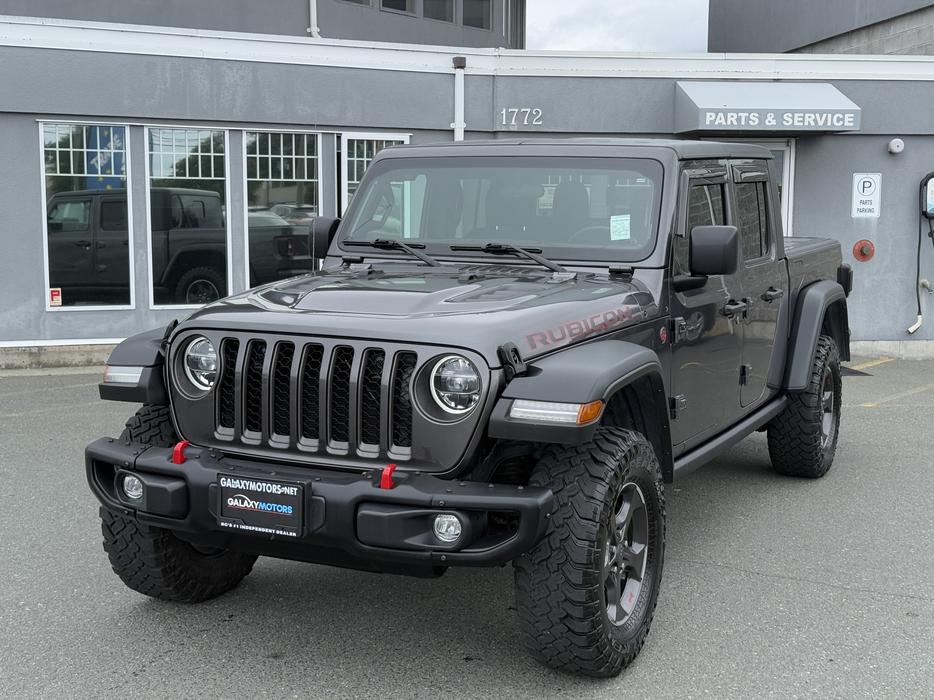 2021 Jeep Gladiator Rubicon 4WD-Front Dual Zone A/C & Front Fog Light display photo