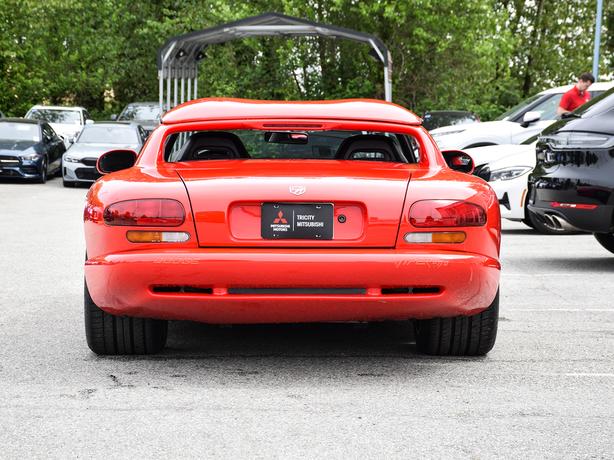 1994 Dodge Viper Sports Car - Manual Transmission image 5