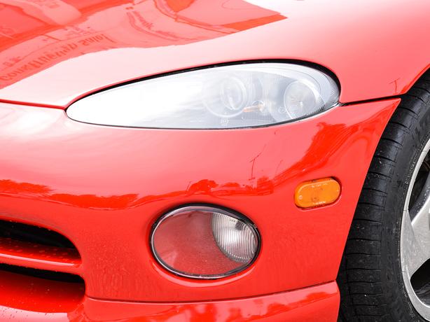 1994 Dodge Viper Sports Car - Manual Transmission image 8