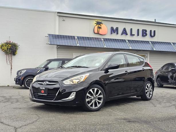 2017 Hyundai Accent 5dr HB Auto SE image 8