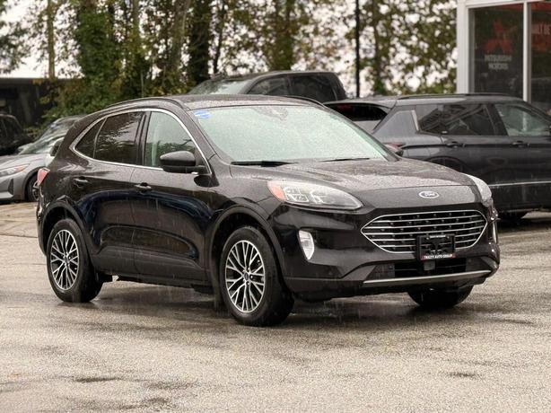 2022 Ford Escape image 4