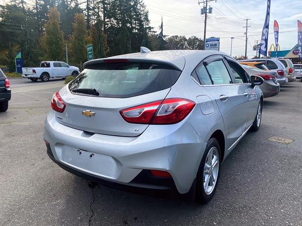 2018 Chevrolet  Cruze Best Priced 2018 LT 6 Speed Wagon image 5