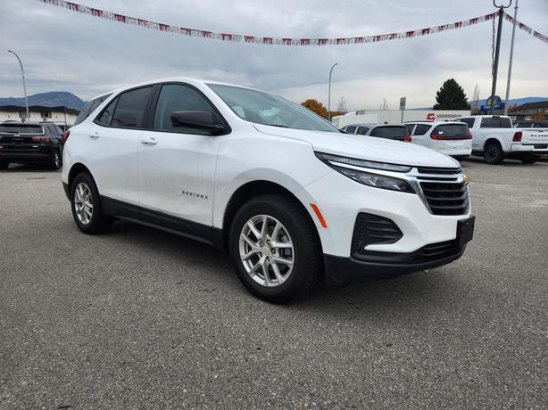 2023 Chevrolet Equinox LS | Remote Start | LED Headlamps | Power, Heated Side Mi image 2