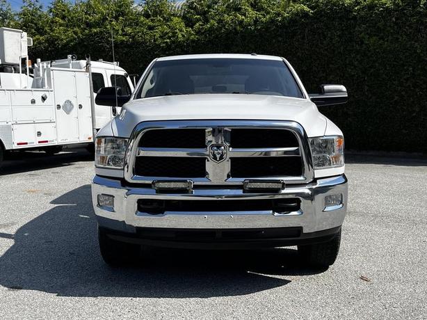 2016 RAM 2500 Tradesman Crew Cab Short Box 4WD with Canopy image 3
