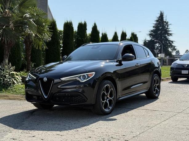 2020 Alfa Romeo Stelvio Q4 AWD image 4