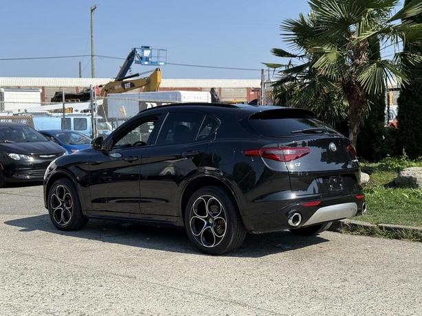 2020 Alfa Romeo Stelvio Q4 AWD image 7