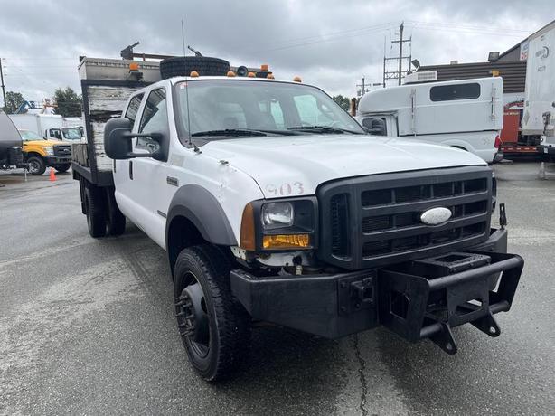 2007 Ford F-450 SD Crew Cab 10 Foot Flat Deck 4WD Diesel image 7