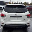 2014 Nissan Pathfinder Platinum 4WD | No Reported Accidents! thumbnail image 5