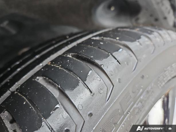 2020 MINI Convertible Cooper | One Owner! image 7