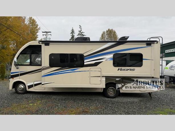 Used 2019 Thor Motor Coach Vegas 25.6 image 4