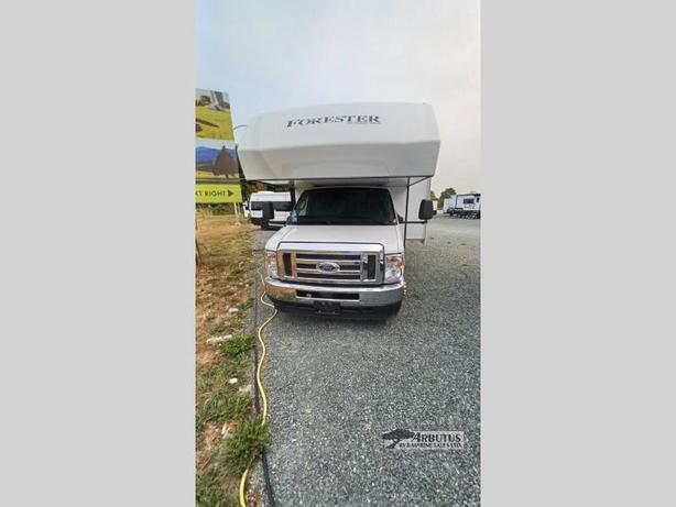 Used 2023 Forest River RV Forester Classic 2441DS Ford image 4