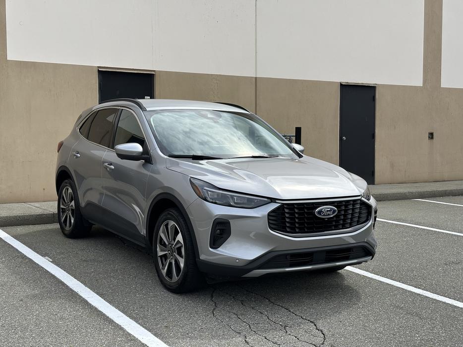 2024 Ford Escape display photo