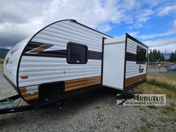 Used 2023 Forest River RV Wildwood X-Lite 240BHXL image 3