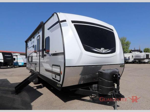 Used 2021 Venture RV SportTrek ST271VMB image 1