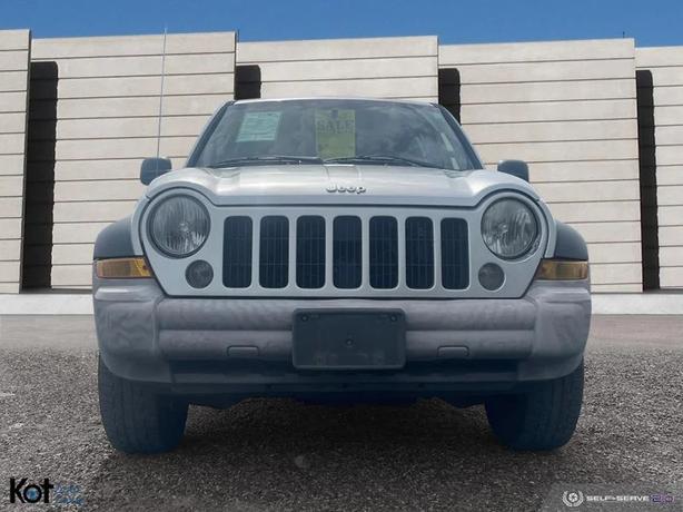 2006 JEEP LIBERTY image 2
