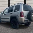 2006 JEEP LIBERTY thumbnail image 4