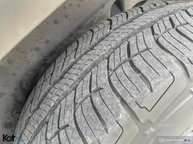 2006 JEEP LIBERTY image 7