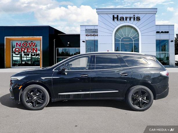 2023 Buick Enclave Essence AWD | Heated Seats! image 3