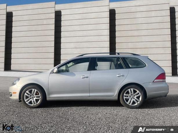 2011 VOLKSWAGEN GOLF WAGON image 3