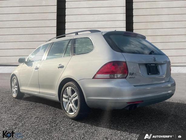 2011 VOLKSWAGEN GOLF WAGON image 4