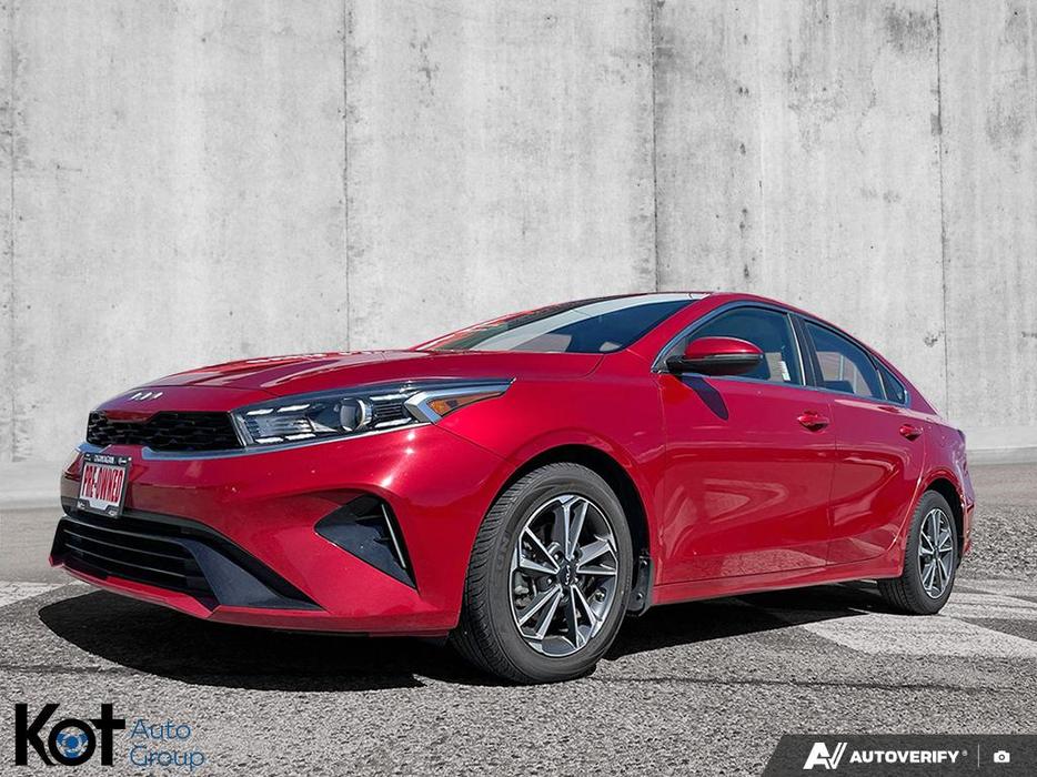 2022 Kia Forte GT-Line | Leather Steering Wheel | Apple CarPlay & Android Auto | display photo