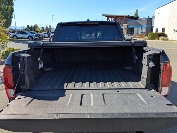 2022 Honda Ridgeline Black Edition - AWD, Sunroof, NAV, Leather image 8