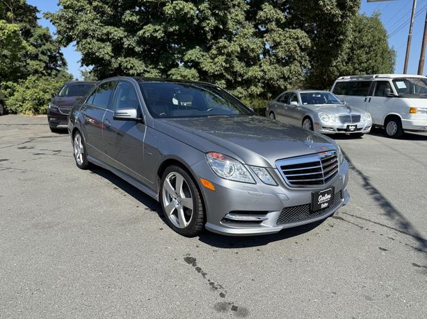 2012 Mercedes-Benz E-Class image 1