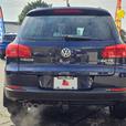2017 Volkswagen Tiguan 4MOTION 4dr Wolfsburg Edition thumbnail image 3