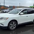 2014 Nissan Pathfinder Platinum 4WD | No Reported Accidents! thumbnail image 4