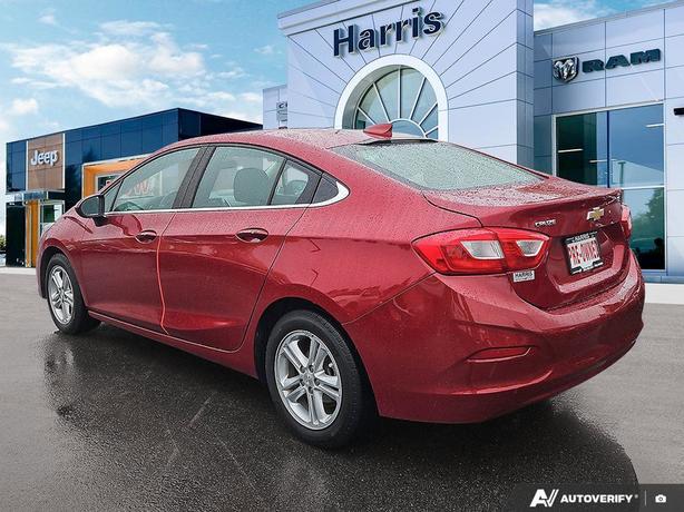 2017 Chevrolet Cruze LT | Remote Start | Heated Seats! image 4