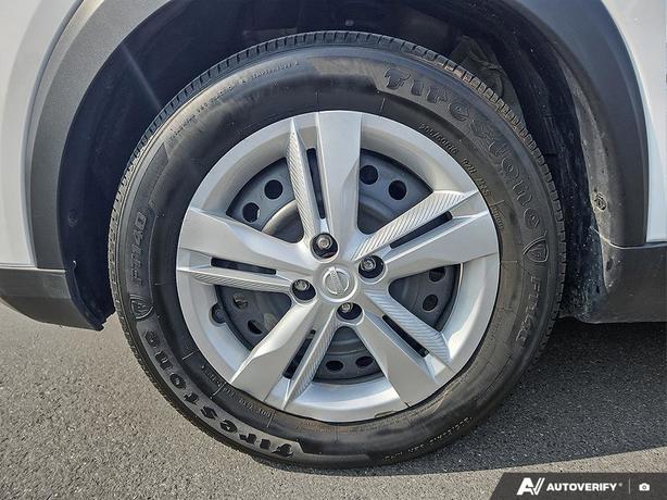 2020 Nissan Kicks S FWD Sport Utility | Back-Up Camera | One Owner! image 6