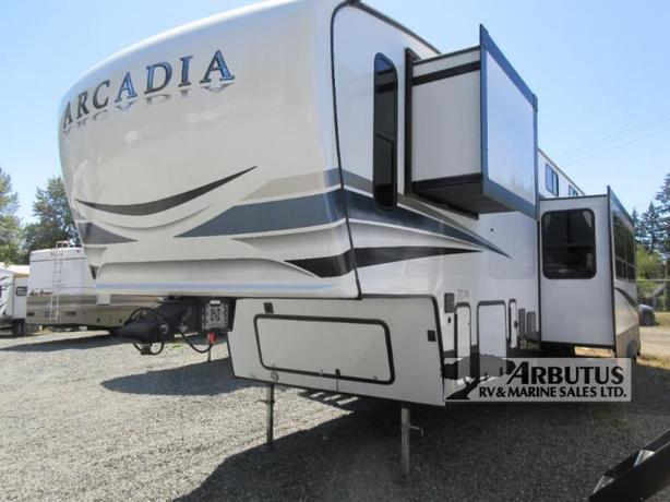 Used 2022 Keystone RV Arcadia 3940LT image 3