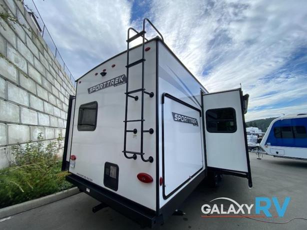 Used 2023 Venture RV SportTrek TRAILER image 3