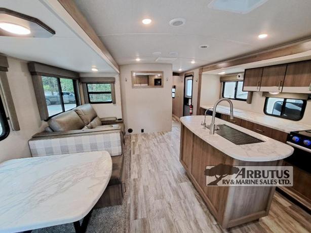 Used 2022 Grand Design Imagine 2670MK image 6