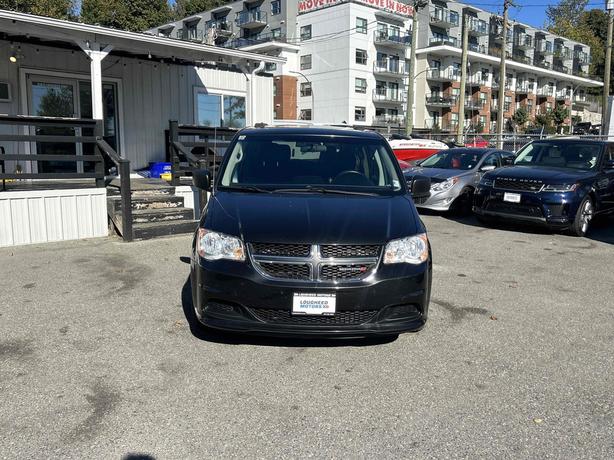 2016 Dodge Grand Caravan image 2