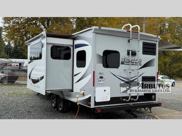 Used 2019 Lance Lance Travel Trailers 2285 image 4