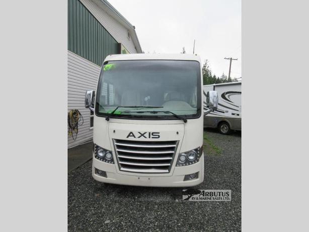 Used 2018 Thor Motor Coach Axis 25.2 image 2